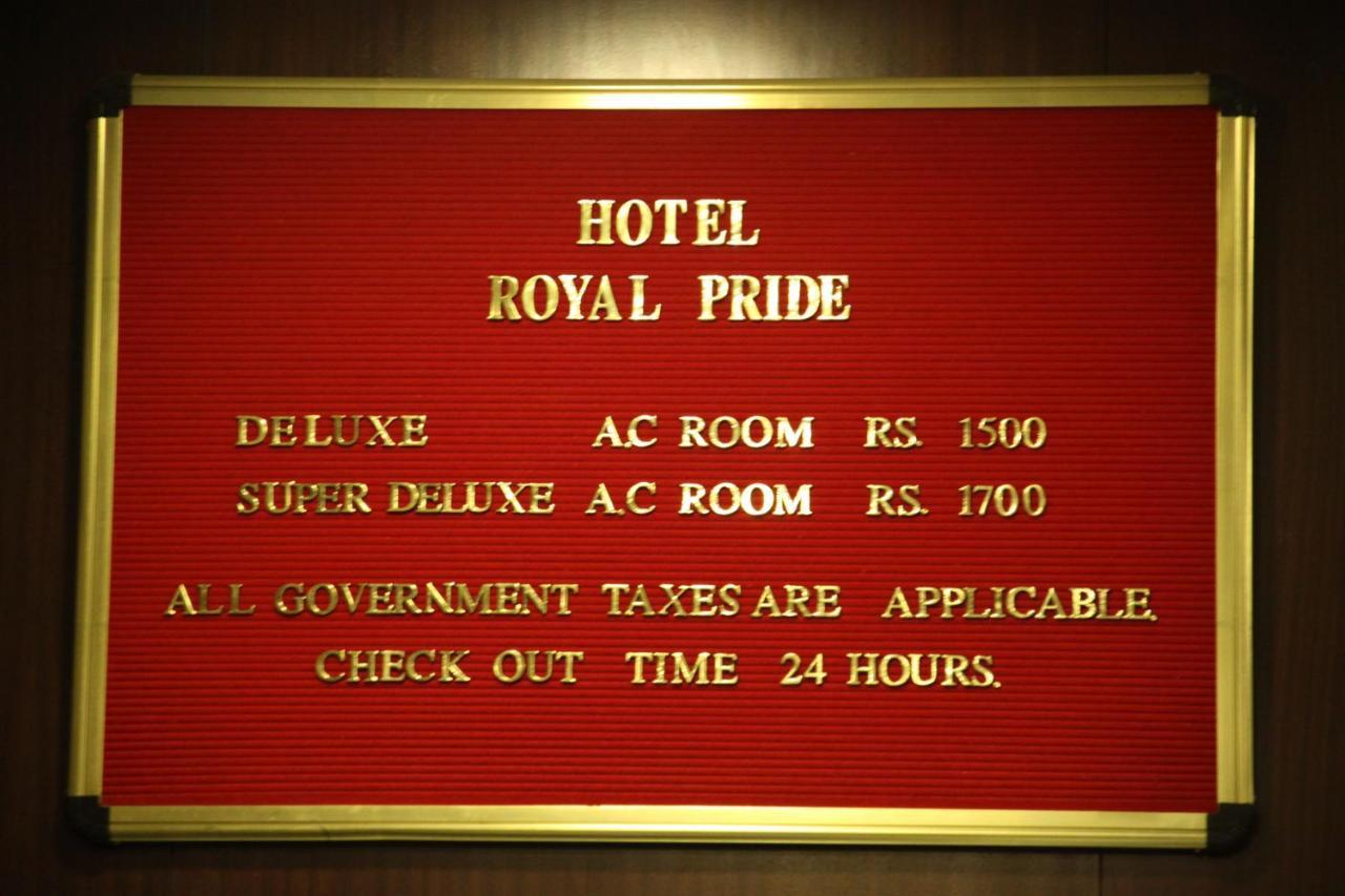 Hotel Royal Pride Ahmedabad Exteriör bild
